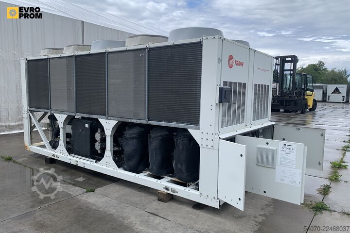 Chladič Used Industrial Chiller TRANE - 380.9 kW | With warranty