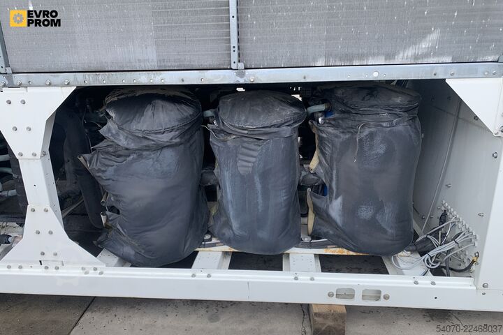 Chladič Used Industrial Chiller TRANE - 380.9 kW | With warranty