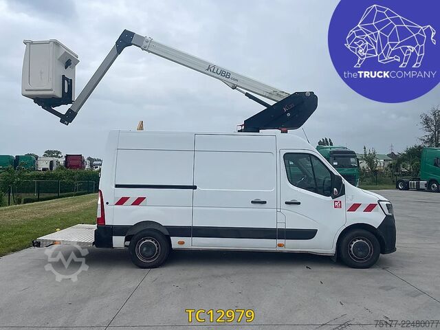Hebebühne Renault Master 145.35 klubb