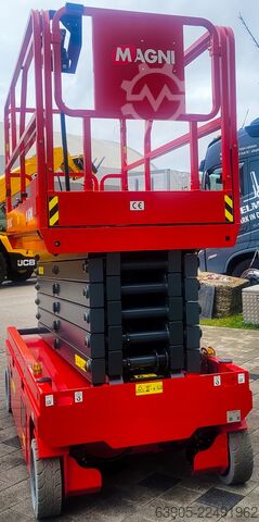 Elevadora de tijera Magni ES 1412AC+