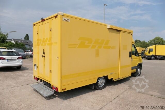 Furgão fechado iveco Daily 35 S11 C30C AUTOMATIK KAMERA MAXI KAMERA Regale LUFT - EURO 5 - CoC