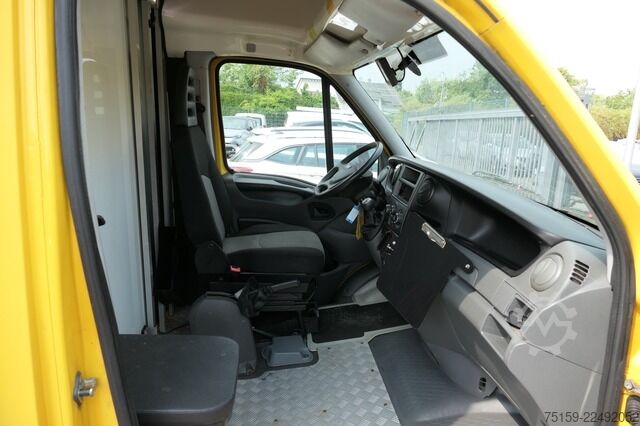 Furgão fechado iveco Daily 35 S11 C30C AUTOMATIK KAMERA MAXI KAMERA Regale LUFT - EURO 5 - CoC