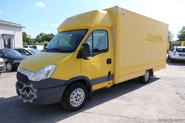 Furgão fechado iveco Daily 35 S11 C30C AUTOMATIK KAMERA MAXI KAMERA Regale LUFT - EURO 5 - CoC