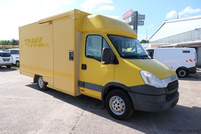 Furgão fechado iveco Daily 35 S11 C30C AUTOMATIK KAMERA MAXI KAMERA Regale LUFT - EURO 5 - CoC