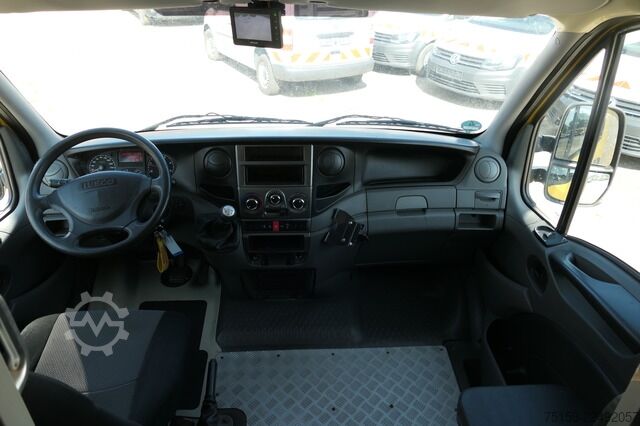 Furgão fechado iveco Daily 35 S11 C30C AUTOMATIK KAMERA MAXI KAMERA Regale LUFT - EURO 5 - CoC