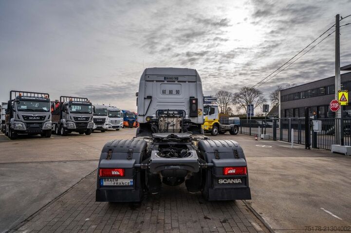 Standard-SZM SCANIA R 520 V8+INTADER+HYDR