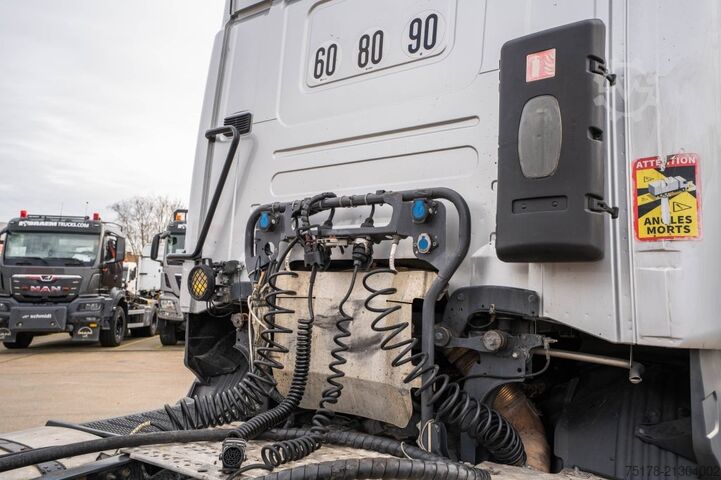 Standard-SZM SCANIA R 520 V8+INTADER+HYDR