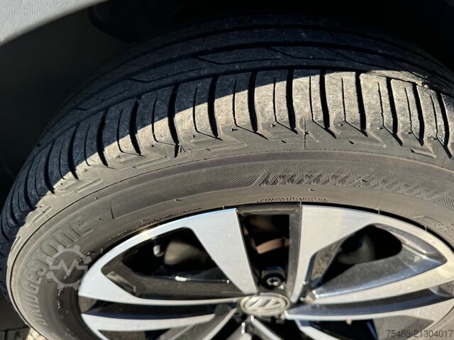 Nutzfahrzeug VOLKSWAGEN T-ROC IQ DRIVE