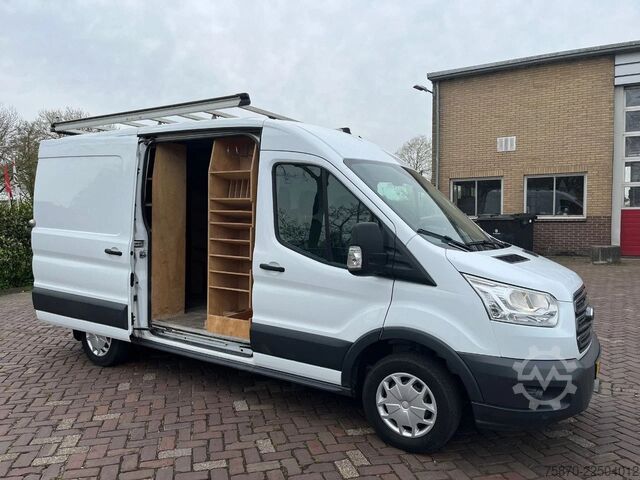 Lieferwagen Doppelkabine Ford Transit FCD