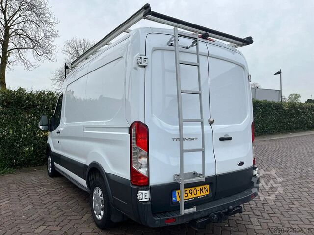 Van pengiriman kabin ganda Ford Transit FCD