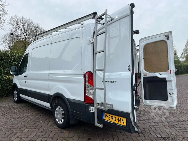 Van pengiriman kabin ganda Ford Transit FCD