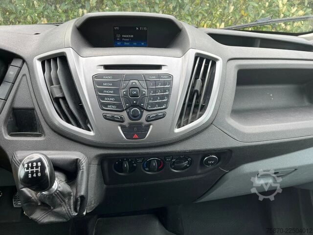 Van pengiriman kabin ganda Ford Transit FCD