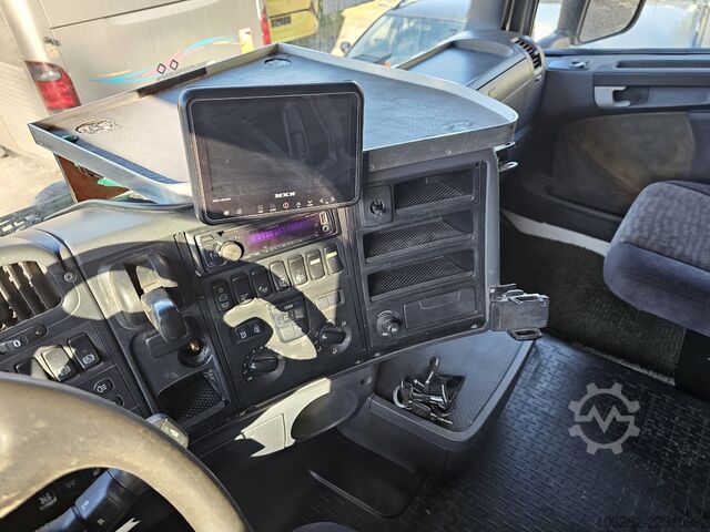 卷臂钩自卸卡车 SCANIA R480LB 8X4*4HHA MOTORSCHADEN! 3-Pedal J
