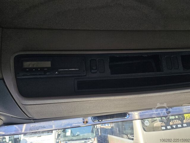 卷臂钩自卸卡车 SCANIA R480LB 8X4*4HHA MOTORSCHADEN! 3-Pedal J