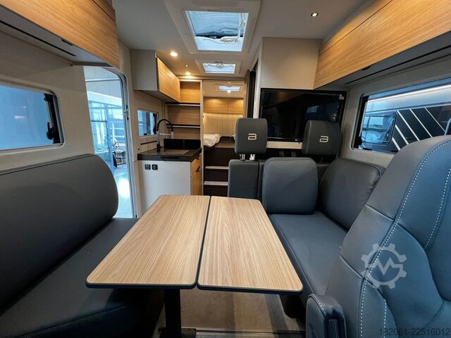Caravana semiintegrada Bürstner Signature SFT 7.0 AT8G+Komfort/Küche/Technik/