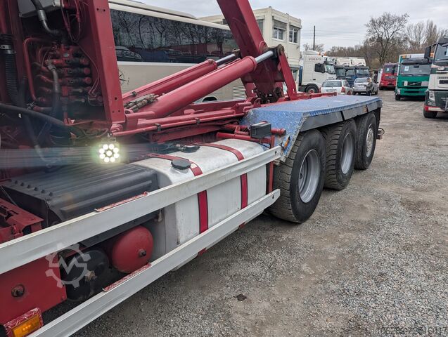 Roll-off tipper truck Volvo FH520 -37 8X4 JOAB Lift+Lenkachse Blatt/