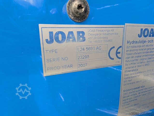 Roll-off tipper truck Volvo FH520 -37 8X4 JOAB Lift+Lenkachse Blatt/