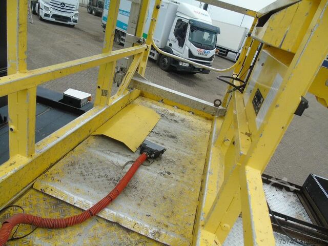 升降平台 Mercedes-Benz Actros