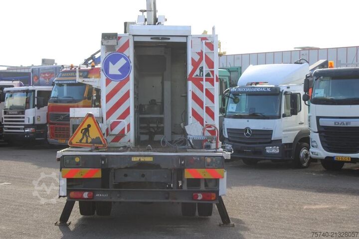 升降平台 Renault Midlum 220 + manual + 16 meter