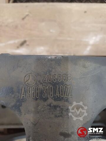 Pieza del chasis Mercedes Occ voorbumperbalk Mercedes