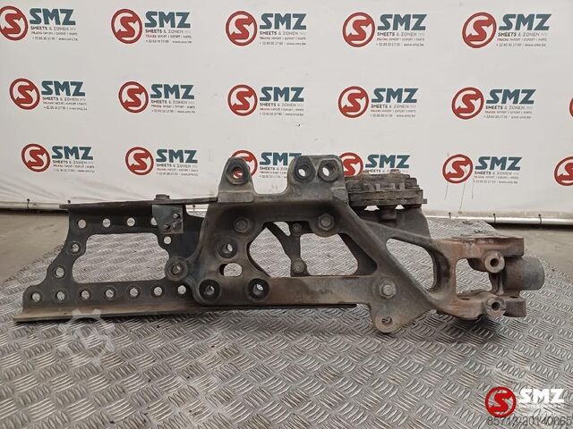 Chassisdeel Mercedes Occ montagebeugel chassis rechts Mercedes