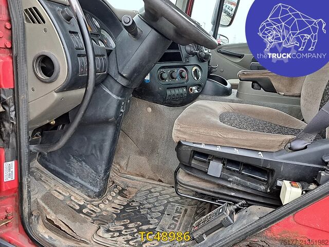 Transportul de containere DAF 85 CF 460