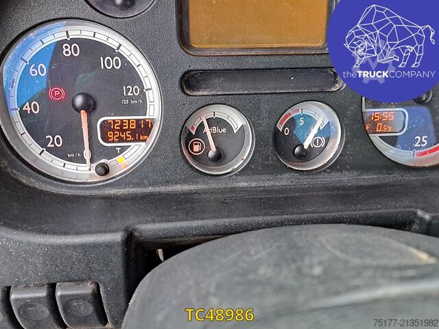 Transportul de containere DAF 85 CF 460