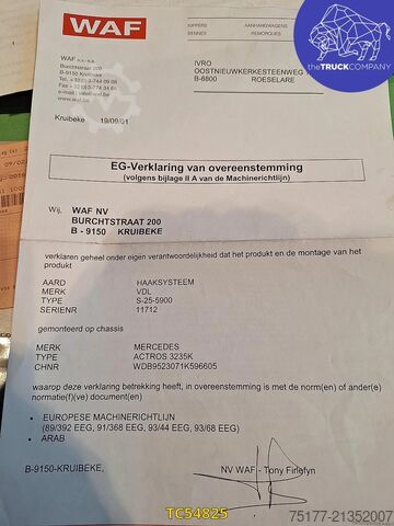 Container transportation Mercedes-Benz Actros 3235