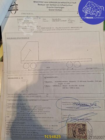 Container transportation Mercedes-Benz Actros 3235