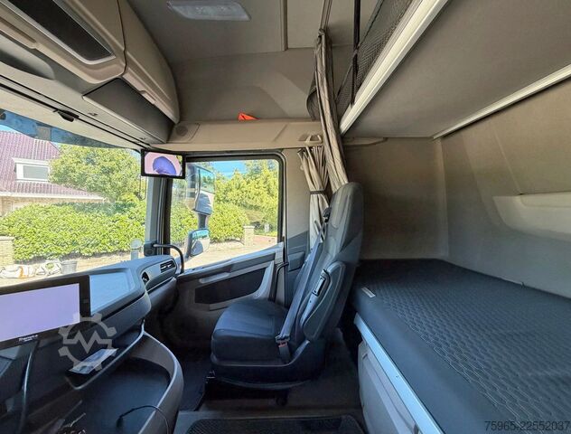 Rashladni kamion DAF XG 480 EURO 6E FAR 50 CC COMBI FLOWER WIDE CARRI