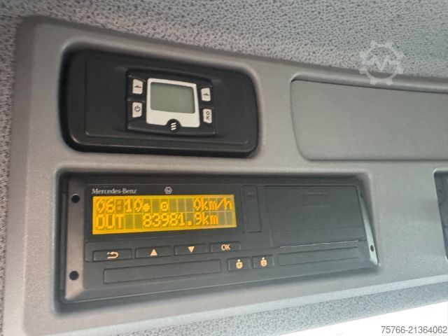 Camión de bebidas MERCEDES-BENZ ATEGO 1524 L / LBW / 2x AHK / NUTZLAST 7.070 KG