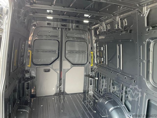 ऊंची छत वाली वैन MAN TGE 3.200 L3H3 Kasten 4x4 Individual S ACC STHZ