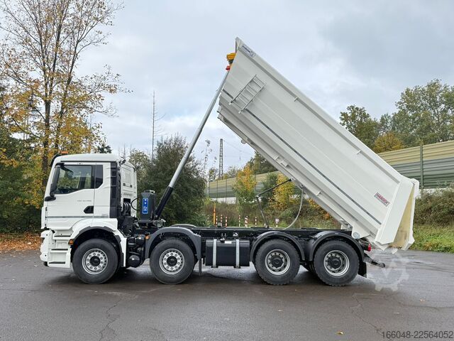 รถดัมพ์ MAN TGS 35.480 MAN TGS 35.480 8X4 BB EuromixMTP 18m...