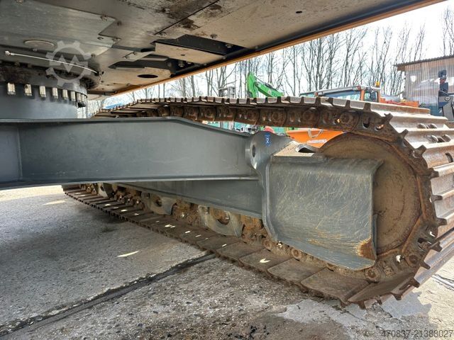 Chain excavator LIEBHERR R922 LC / MultiUser / Böschungsbagger