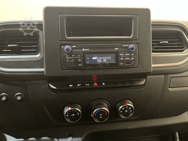 Plattformbil med kran Renault Master 2.3 dCi 145 PK L3 Open Laadbak / Fassi K...