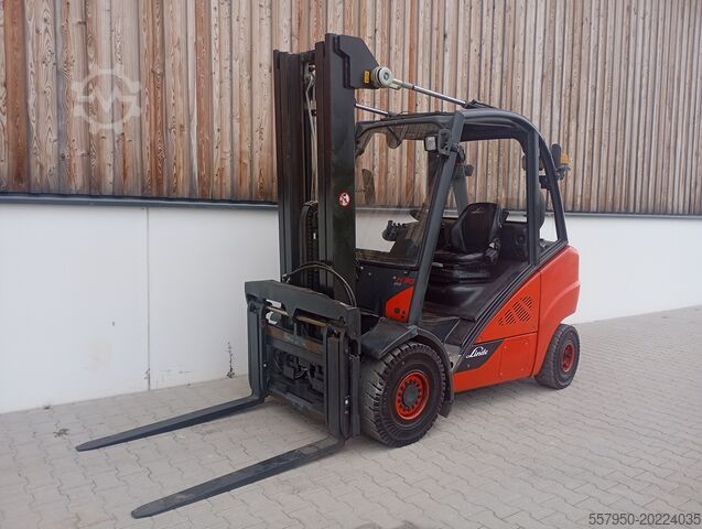 4-wiel heftruck Linde H 30 Diesel Triplex Zinkenverstellgerät