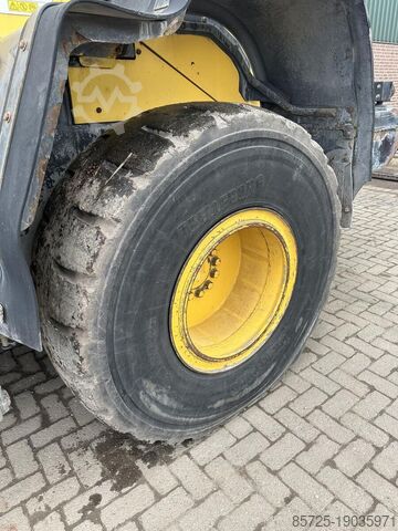 Bánh xe tải  Shovel WA270 8 - Gebruikt