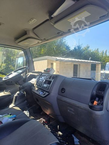 Arbeidsplattform lastebil RENAULT D 180 Arbeitsbühne 15 Meter