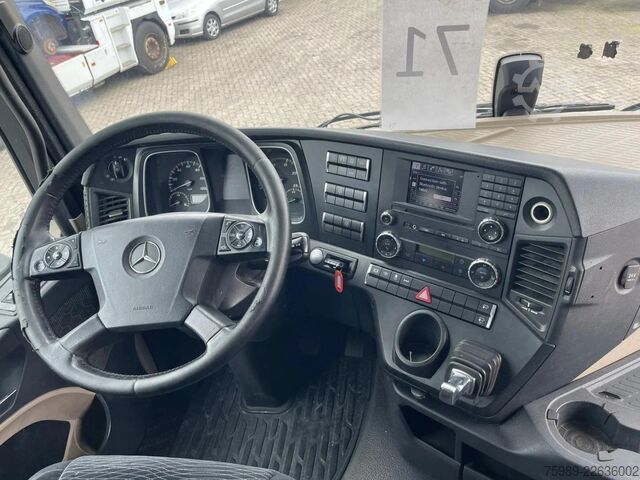 Standard tractor Mercedes-Benz Actros 1845 Dutch truck. FRIGO