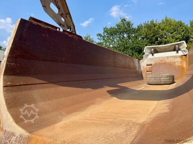 Tipper Fruehauf STEEL CHASSIS,  DUMPER!   Full spring!  TOP con...