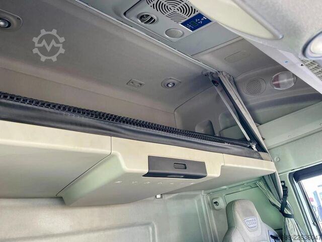 Standar-SZM Iveco Stralis 460 494599 km!! RETARDER, ACC, PARK AIR...