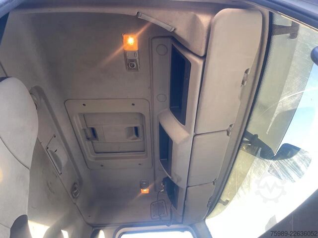 Trukkabíll Renault Premium 320 6x4  PTO,  SPRING SUSPENSION, STEEL...