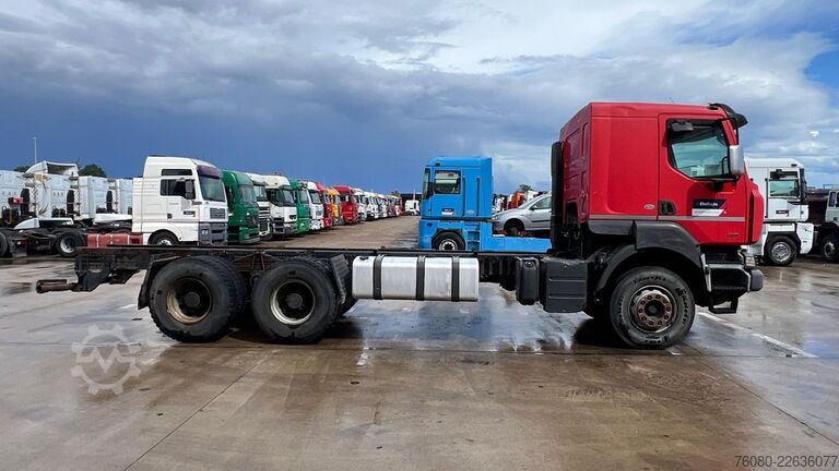 Chassis cab Renault Kerax 450 DXI (BOITE MANUELLE / LAMES / GRAND P...