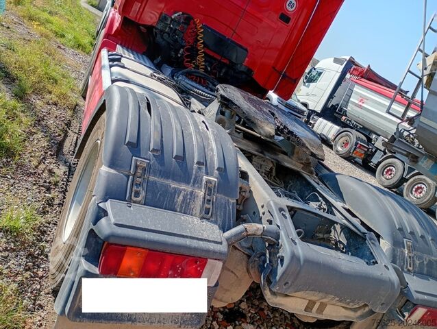 Szabványos közúti nyergesvontató SCANIA CV R 580 | 2004 Euro 3