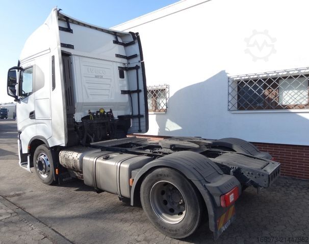 หัวลากมาตรฐาน IVECO S-way AS440S 53T/P  Retarder