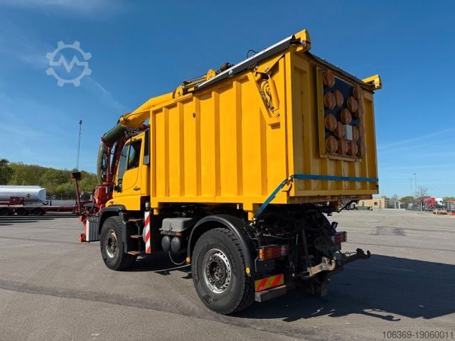Vörubíll með tippgrind UNIMOG U500 4x4 / Dücker Kipper / Saug / Mäher  MKT 15R