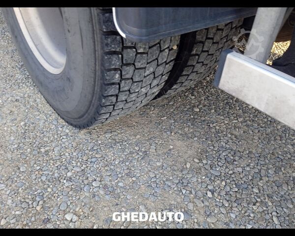 Tracteur routier standard IVECO AT260S40Y/PS -MOTRICE -  CISTERNA MERCI COMMESTIBILI