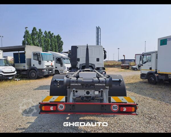 Standard trekkvogn IVECO AD190S31 - AD190S31 GHEDAUTO