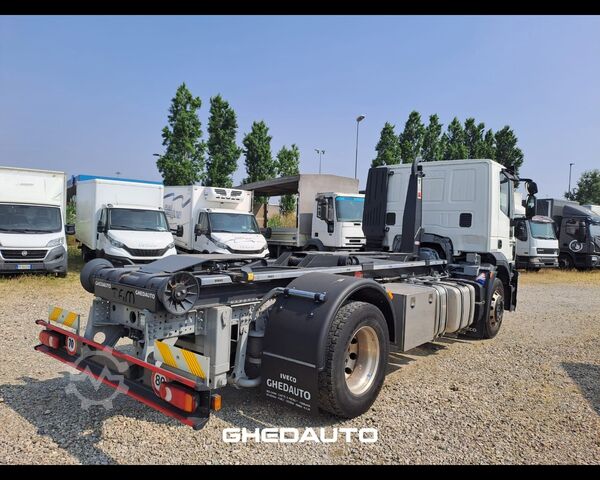 Standard trekkvogn IVECO AD190S31 - AD190S31 GHEDAUTO