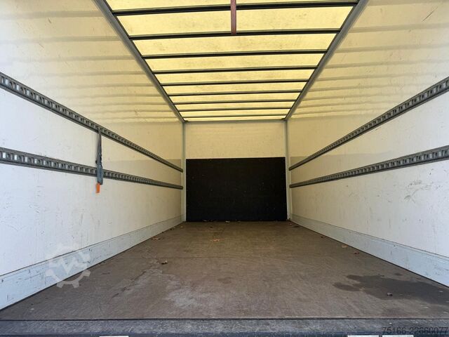Furgoneta caja MERCEDES-BENZ ATEGO 818 L Koffer 6,10 m LBW 1 T*2024*EURO 6 E